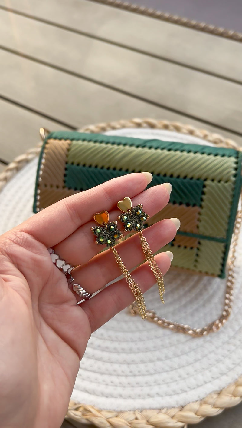 Set “Linda + Daphne